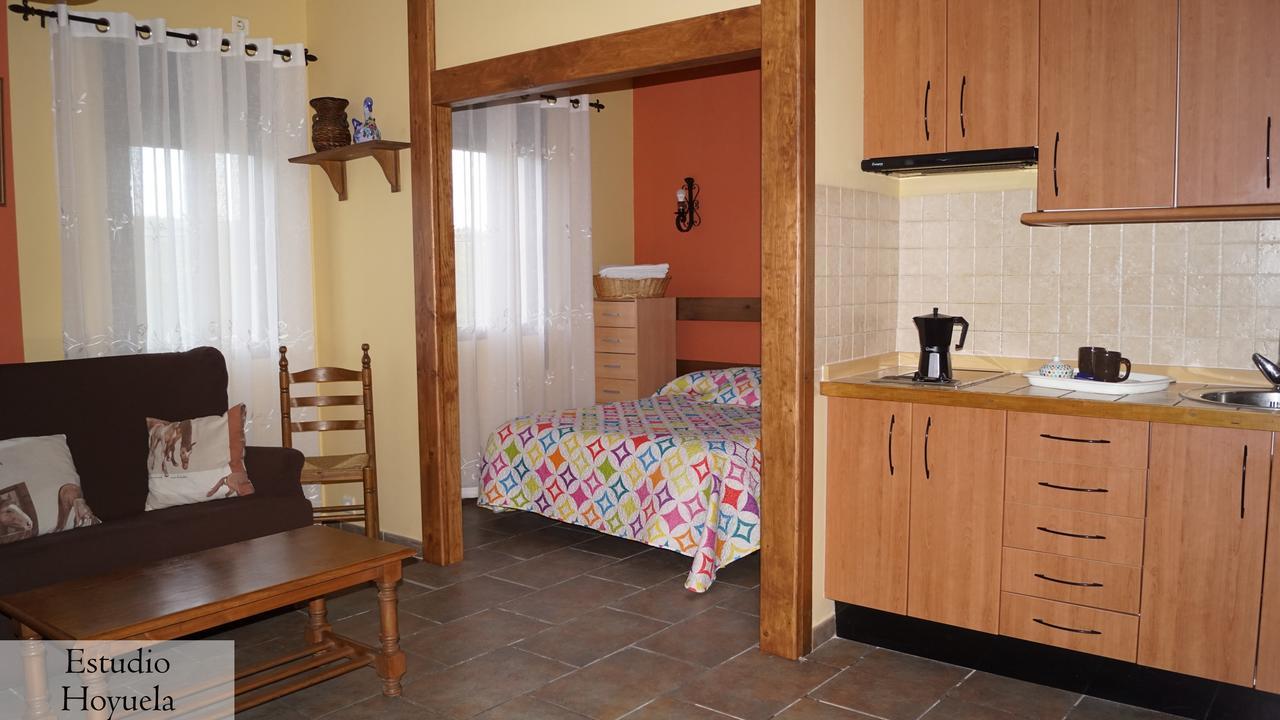Apartamentos Estrellas De Monfraguee Torrejón el Rubio Exterior foto